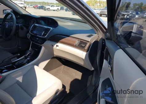 2017 Honda Accord Ex-L z USA, uszkodzony, nr VIN 1HGCR2F82HA135077